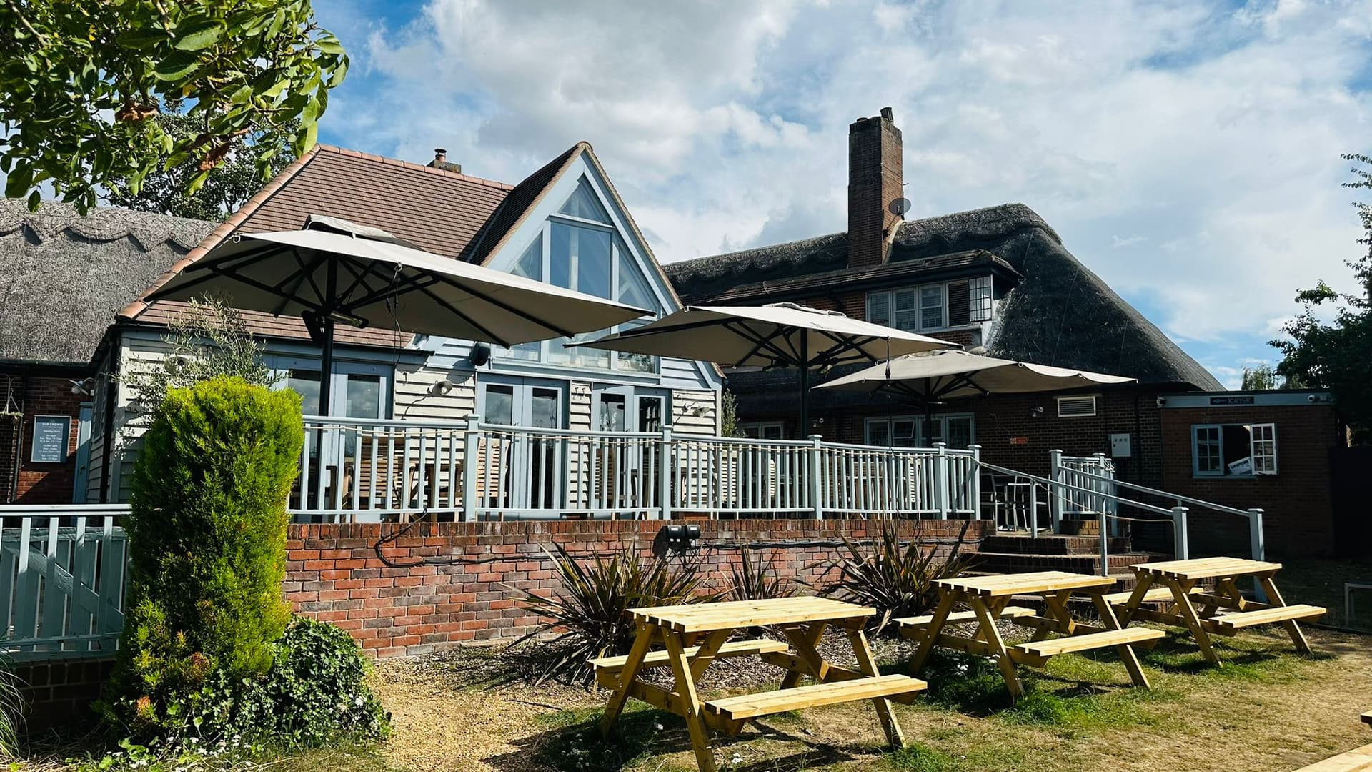 Old Crown Girton exterior