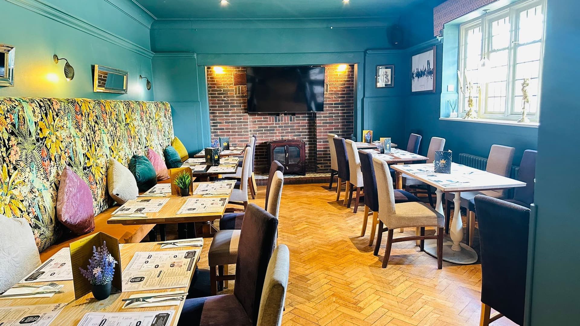 A Cambridge Student's Guide to Old Crown Girton